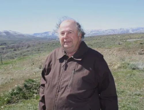 Yakima-Klickitat farm group challenges Washington income tax